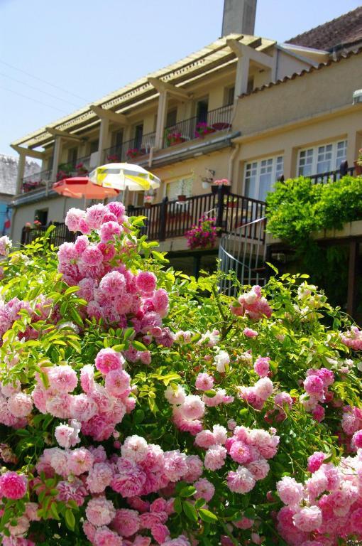La Bonne Auberge Frayssinet Esterno foto
