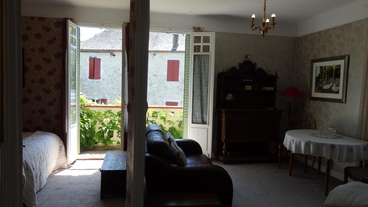La Bonne Auberge Frayssinet Esterno foto